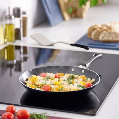 TAGGHAJ Frying pan, non-stick coating black, 24 cm